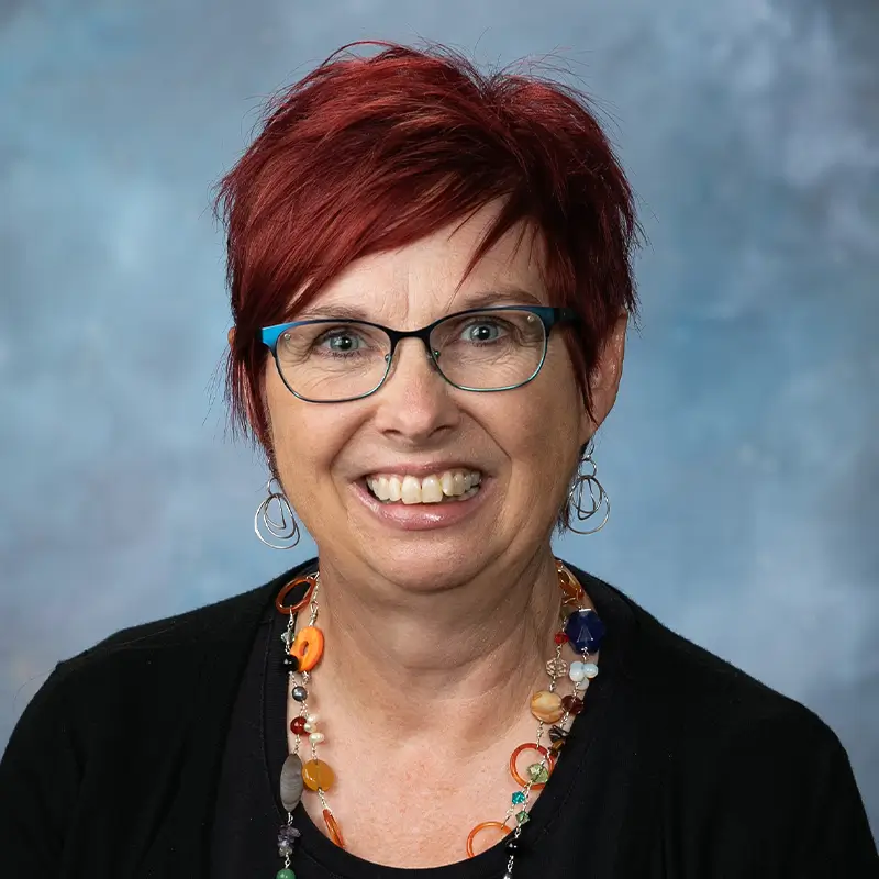 Headshot of Brenda Peters