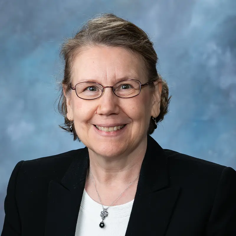 Headshot of Michele Petersen