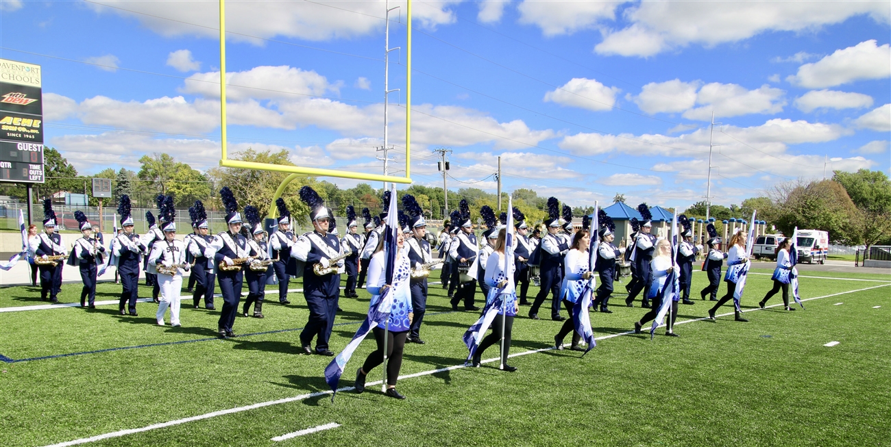 Photo of athletic marching band
