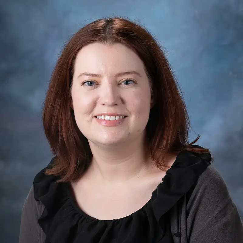 Headshot of Elizabeth Kunze Sanders
